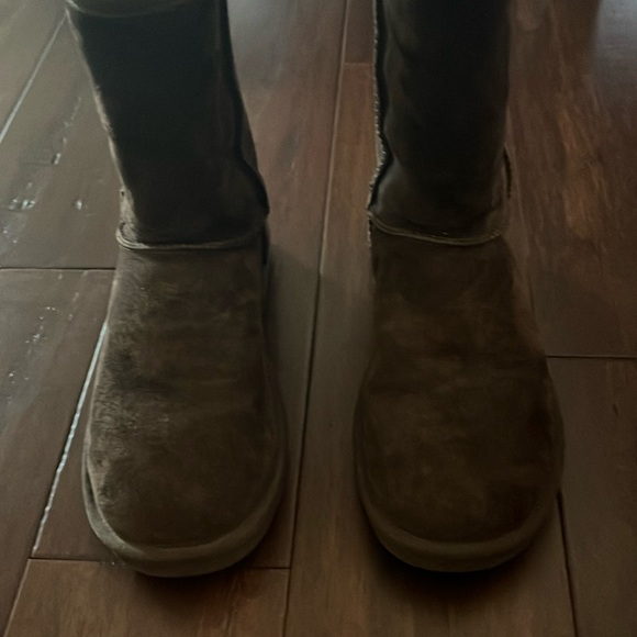 Original UGG boots - Picture 1 of 5